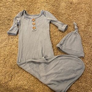 Caden Lane waffle knit knotted gown and hat Sat